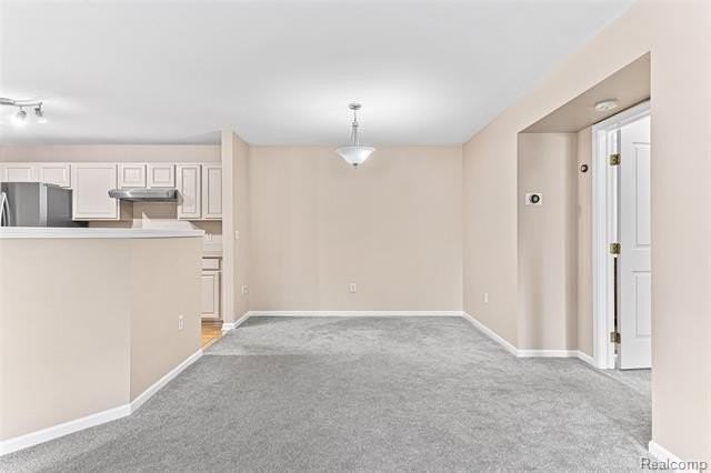47903 Cardiff Ave - Photo 7 of 18