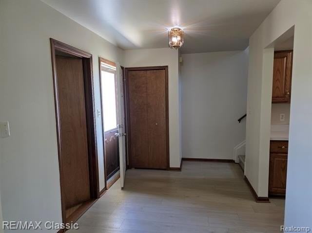 2490 John R Rd - Photo 4 of 30
