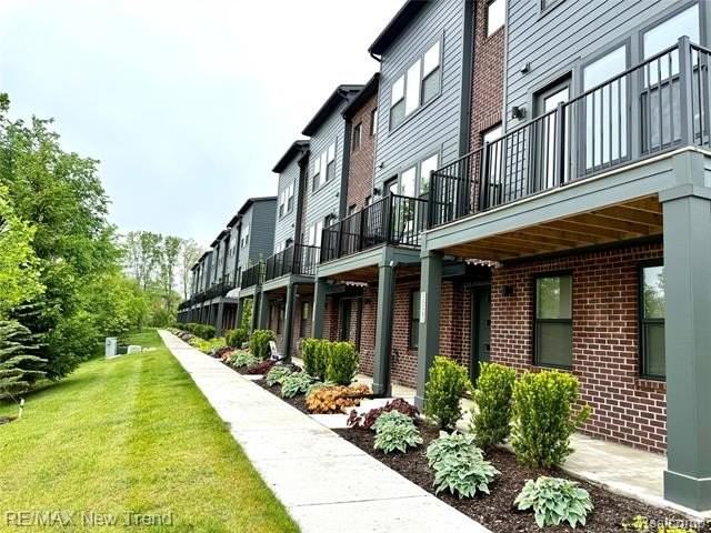 2130 Park Dr - Photo 3 of 33