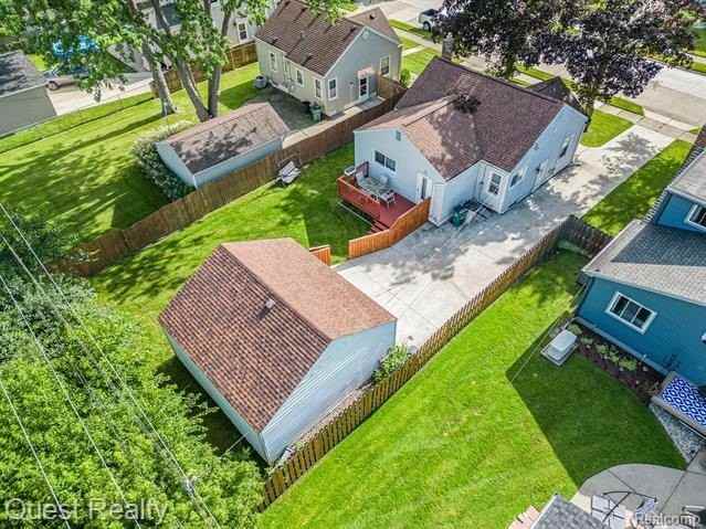 3846 Prairie Ave - Photo 3 of 28