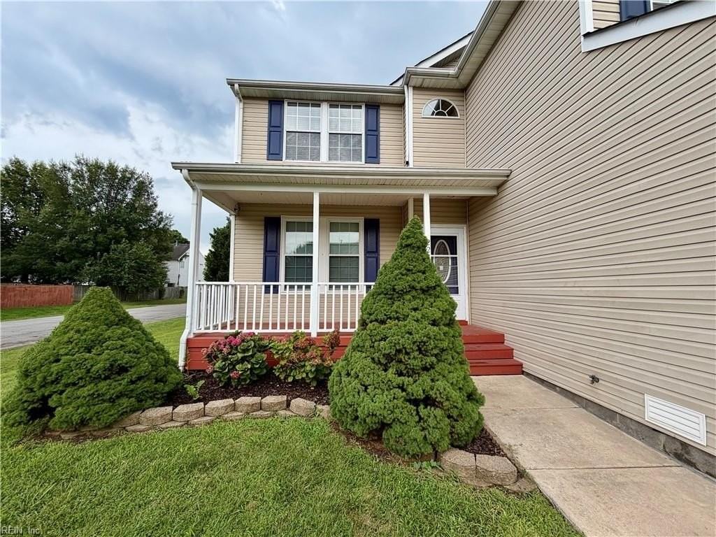 221 Dunn St - Photo 2 of 37