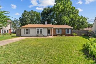 904 Scarlet Oak Ct N - Photo 1 of 1