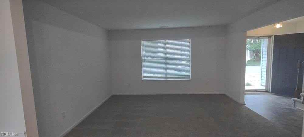 801 Ward Ct - Photo 3 of 30