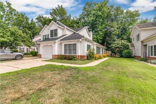 175 Rustling Oak Rdg - Photo 1 of 1