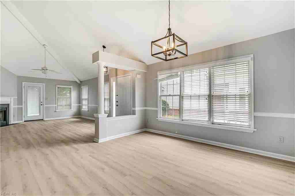 175 Rustling Oak Rdg - Photo 6 of 27