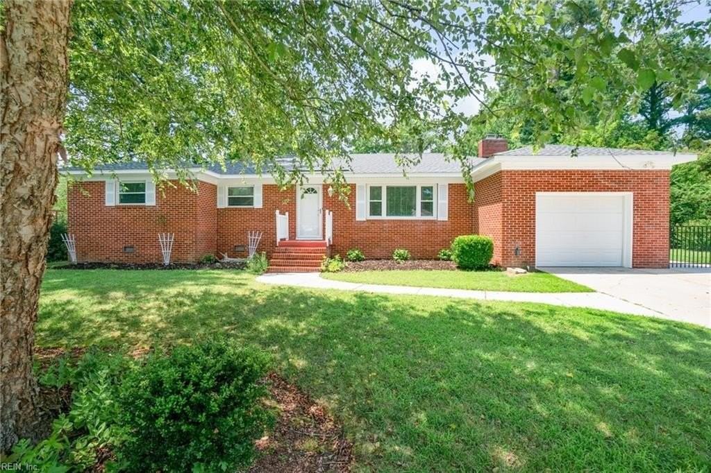 2348 Great Neck Cir