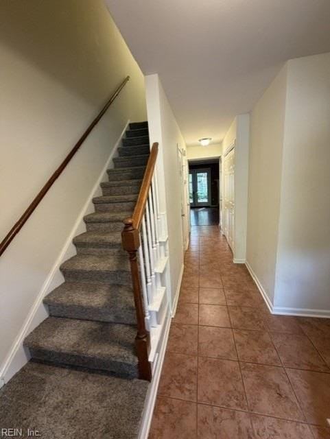 132 Kenilworth Dr - Photo 6 of 18
