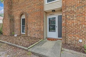 featured image of 5021 Clairmont Ct