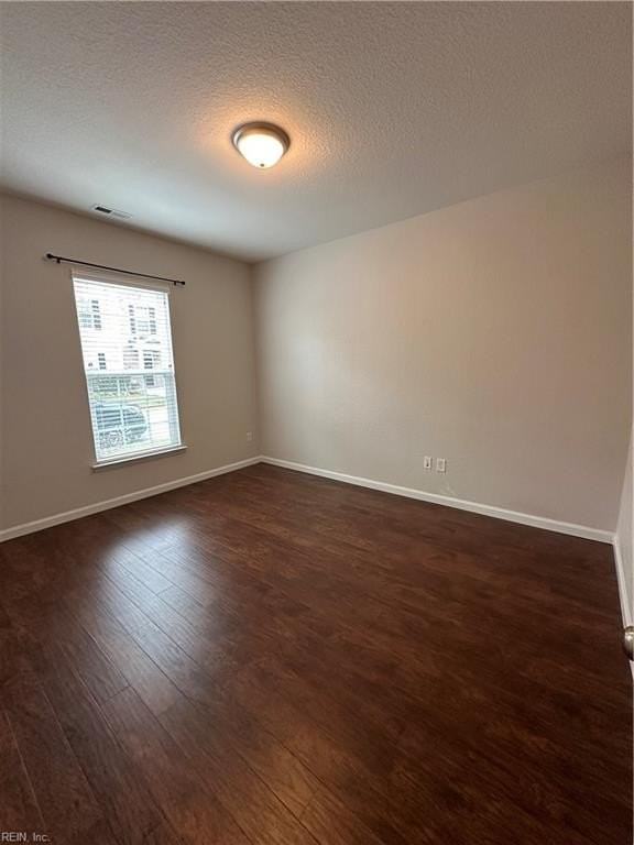 4976 Almandine Ave - Photo 3 of 32