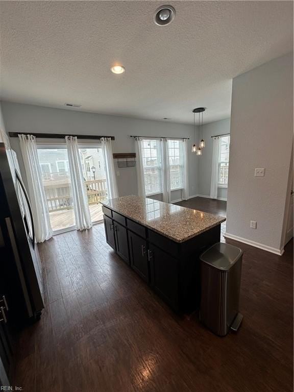 4976 Almandine Ave - Photo 7 of 32