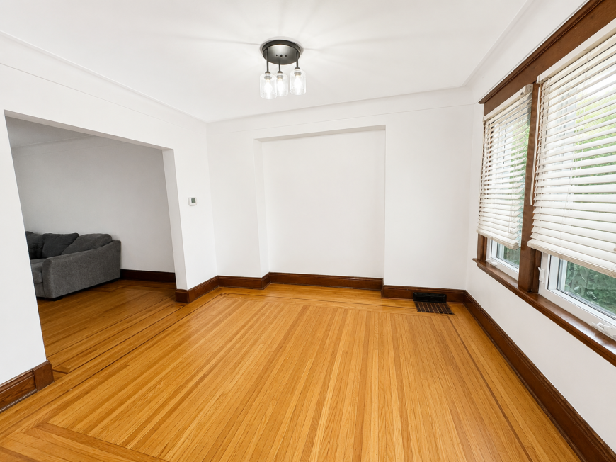 272 Stinson Cres - Photo 7 of 10