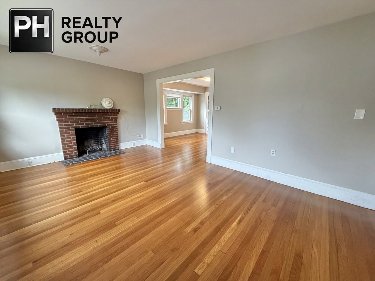 63 Newell Rd - Photo 6 of 8