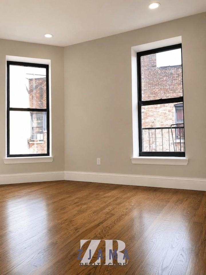 354 Myrtle Ave - Photo 4 of 6