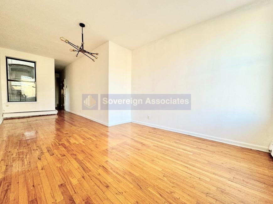 140 W 112th St - Photo 4 of 10