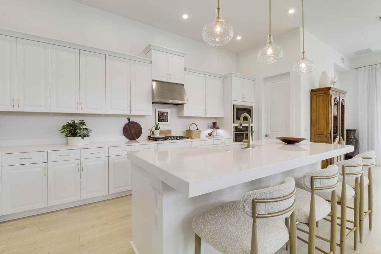 7030 Se Haven Ln - Photo 7 of 50