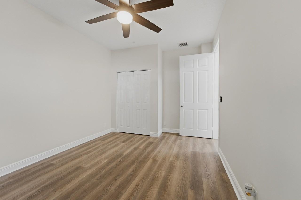 104 Jesup Ln #104 - Photo 5 of 50