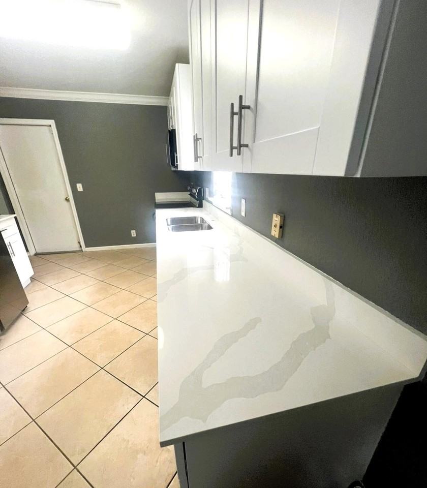 11290 Sw 20th St - Photo 6 of 14