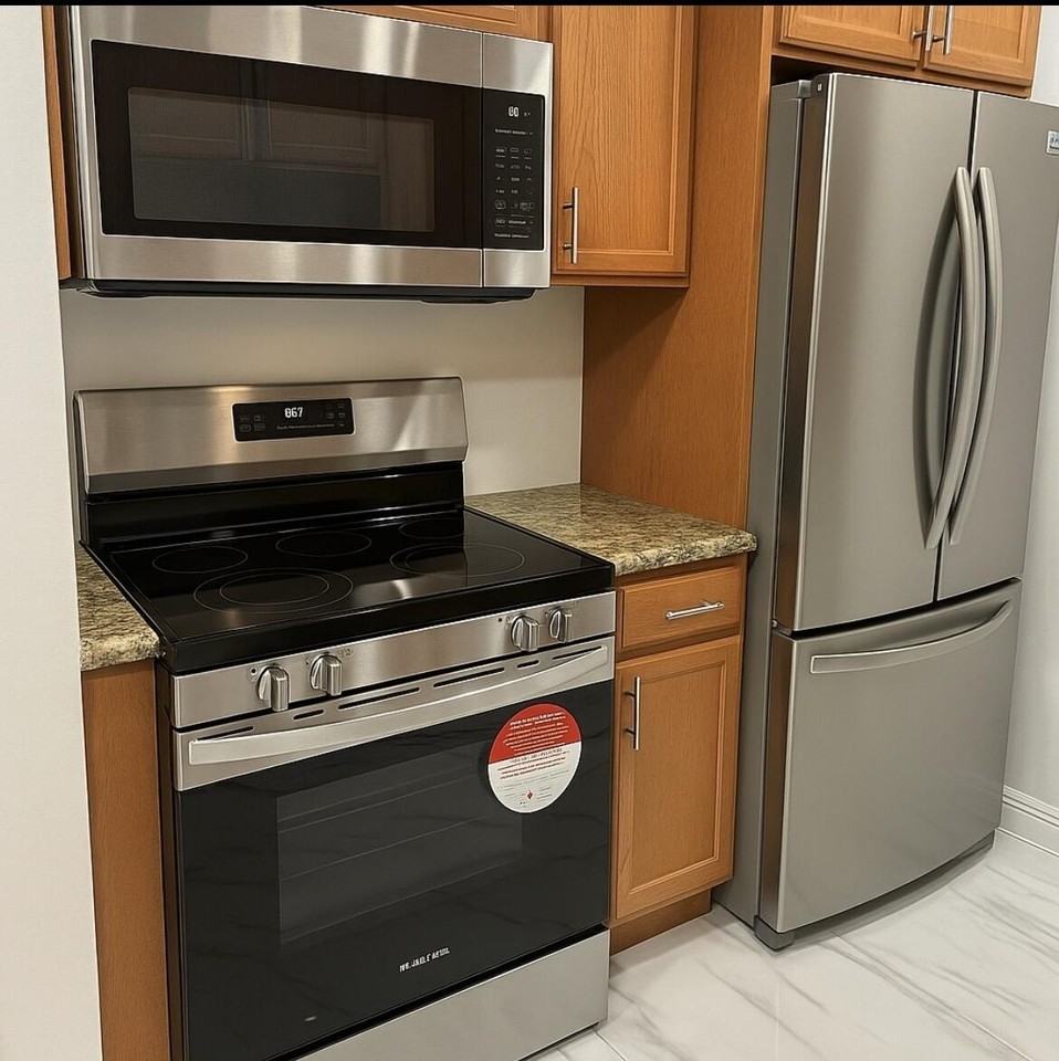 20701 Nw 34th Ct - Photo 2 of 28