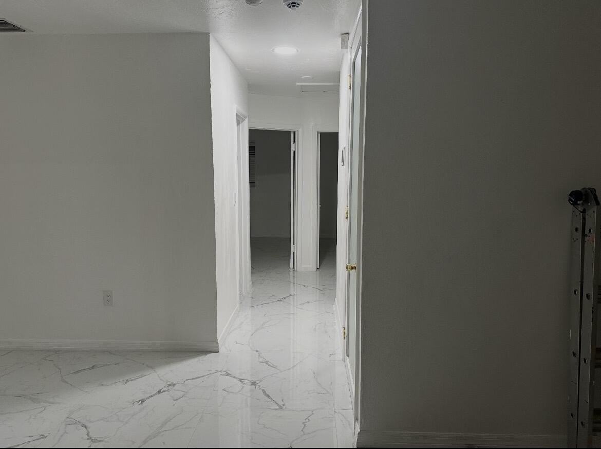 20701 Nw 34th Ct - Photo 7 of 28