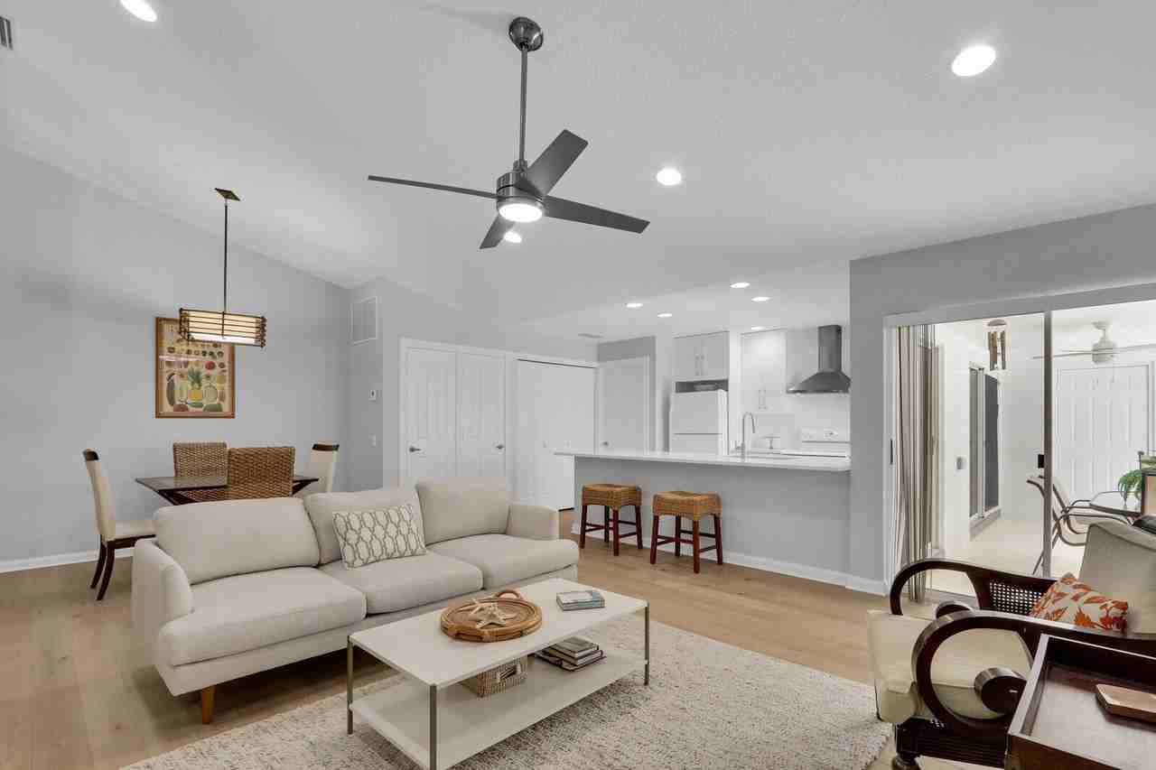 7904 Chapman Oak Ct - Photo 7 of 26