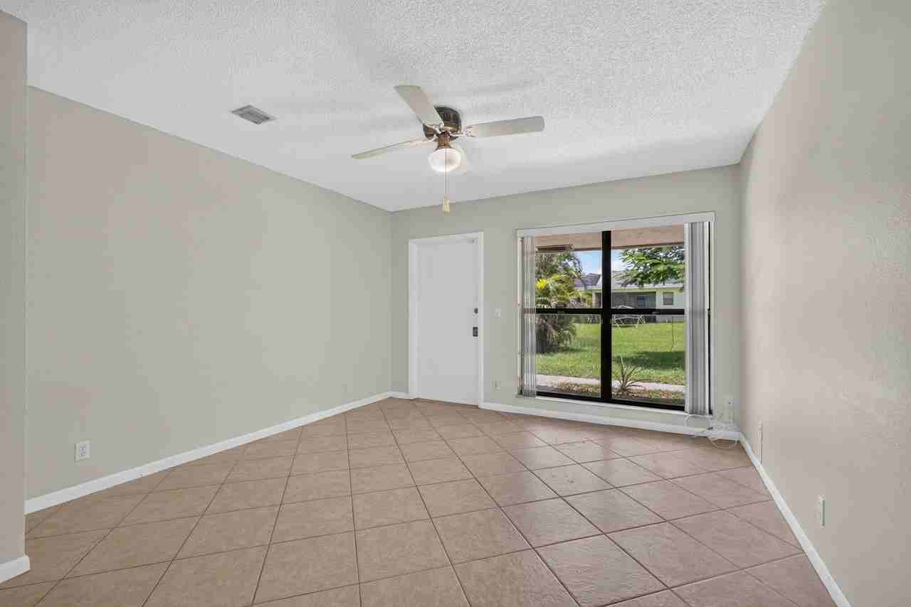12395 Peconic Ct - Photo 5 of 13