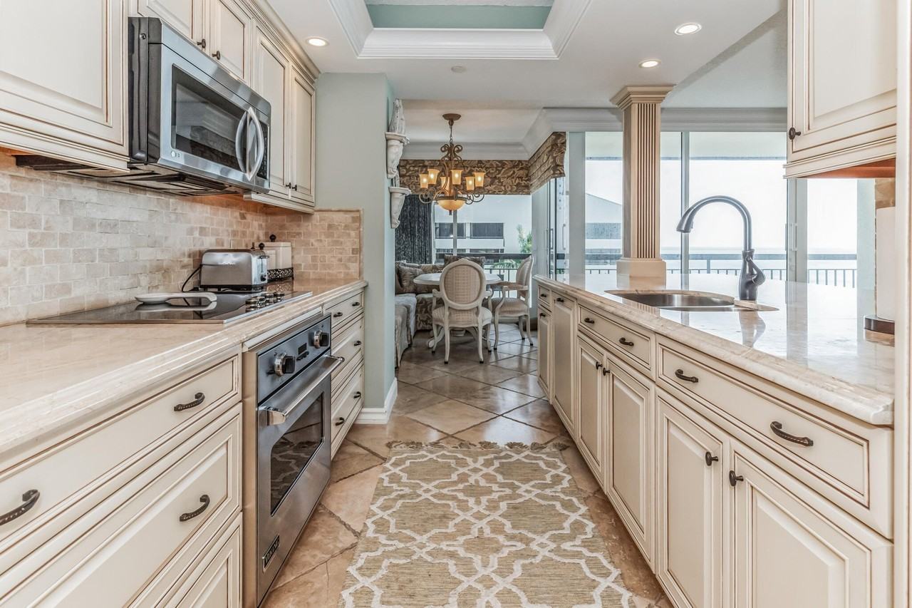 4000 N Ocean Dr #401 - Photo 5 of 34
