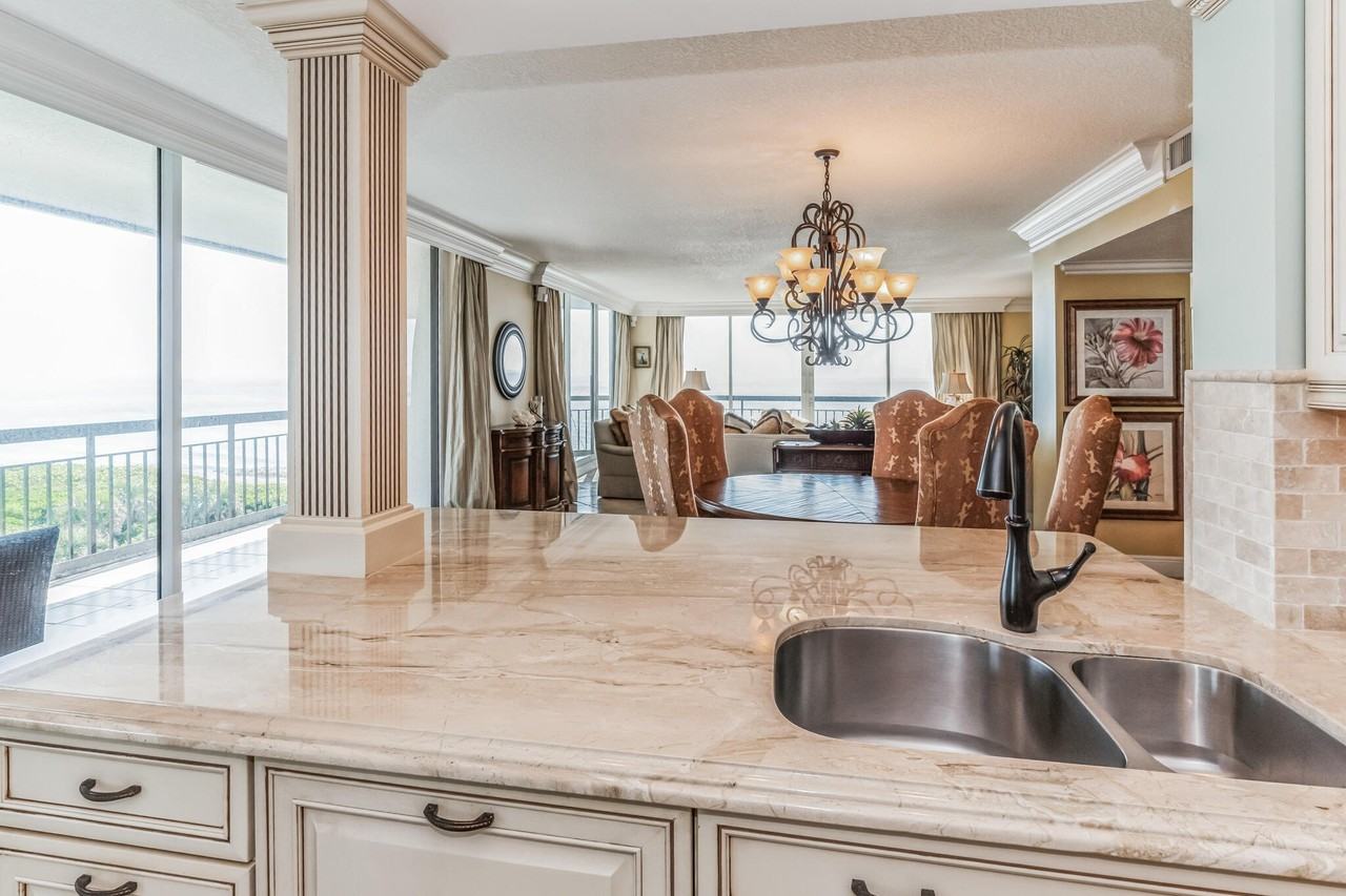 4000 N Ocean Dr #401 - Photo 6 of 34