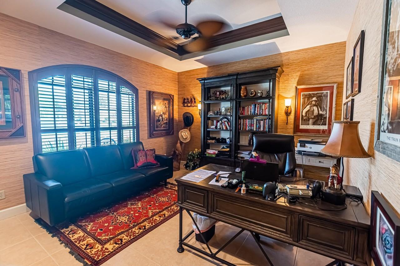 8060 Kiawah Trce - Photo 3 of 50
