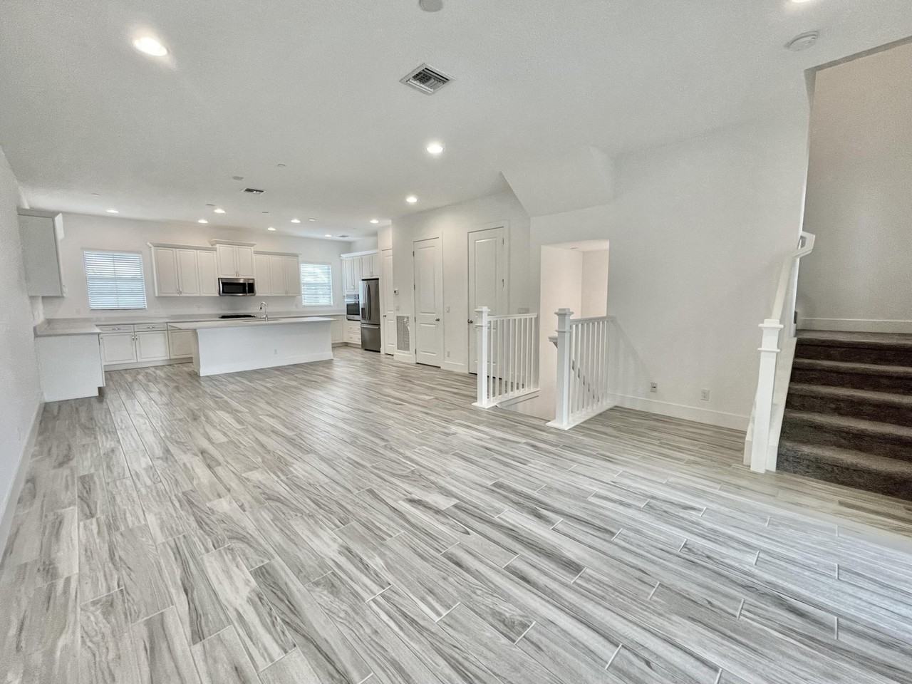5412 Watts Ter - Photo 2 of 31