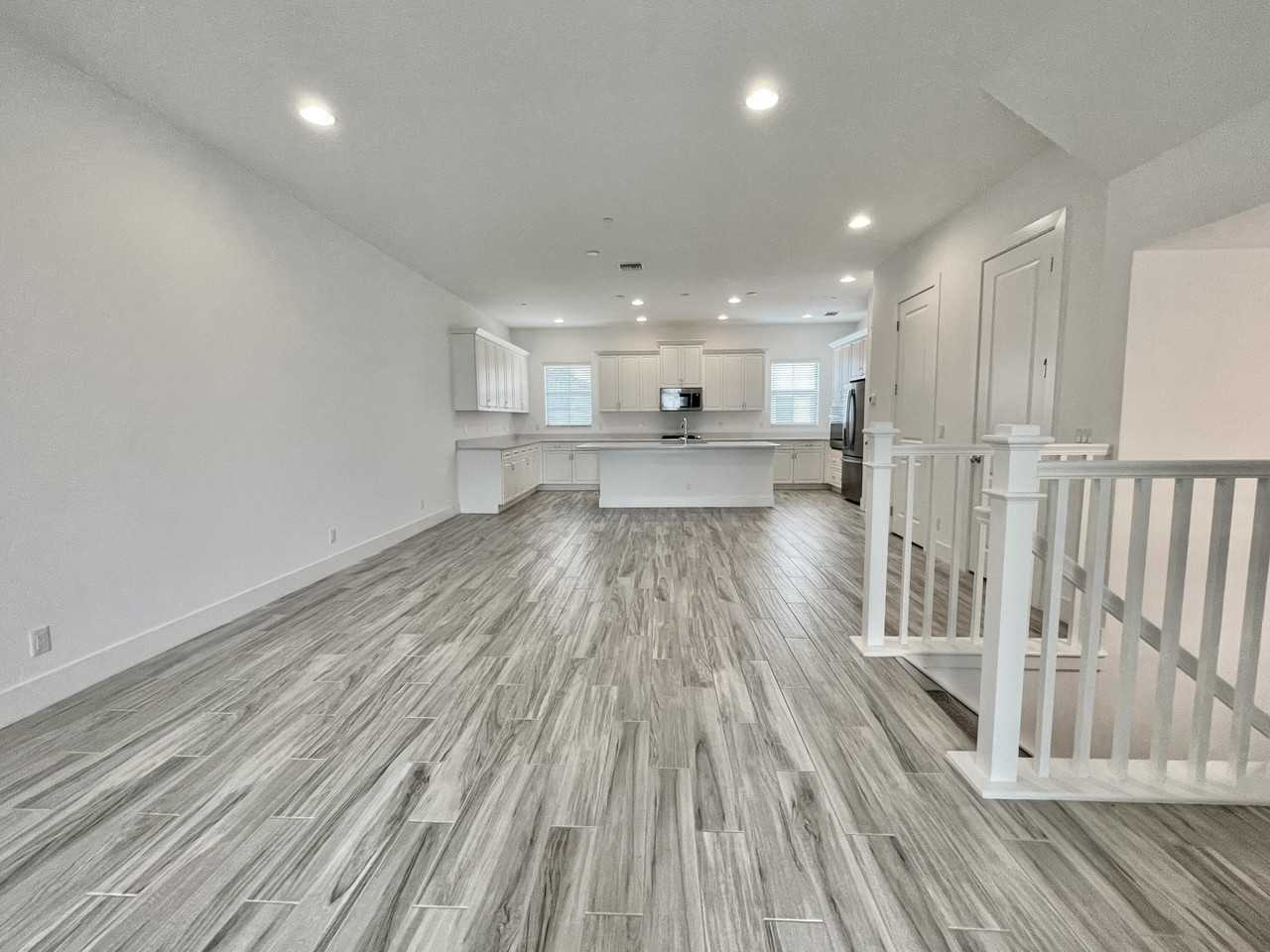 5412 Watts Ter - Photo 3 of 31