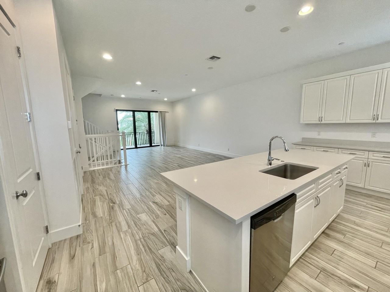5412 Watts Ter - Photo 5 of 31