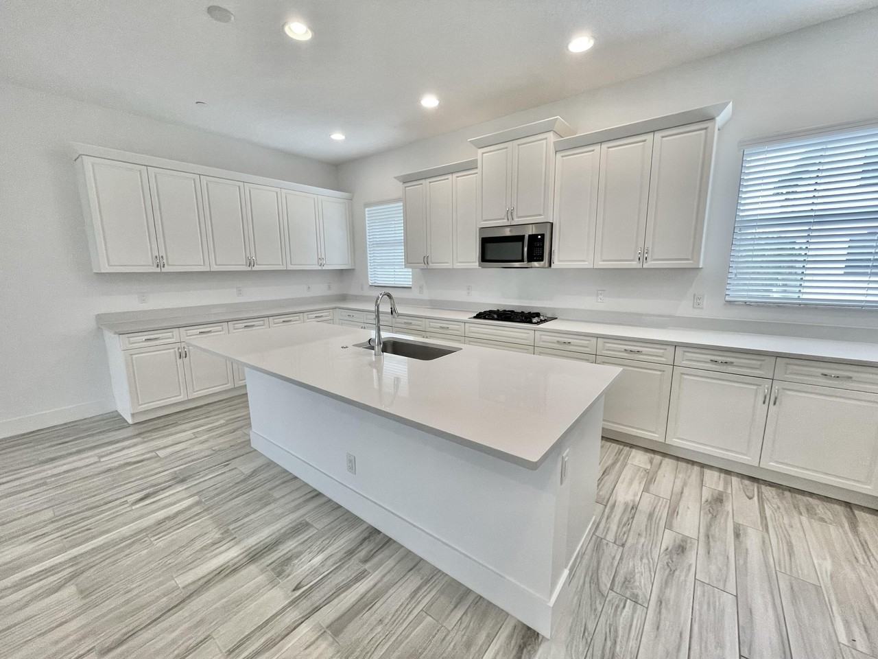 5412 Watts Ter - Photo 6 of 31