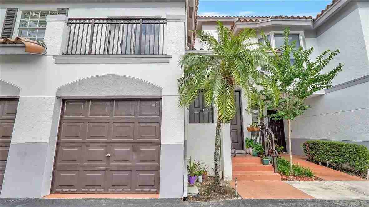 771 Sw 148th Ave #1303 - Photo 3 of 34