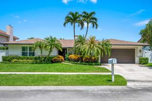 23313 Lago Mar Cir - Photo 1 of 1