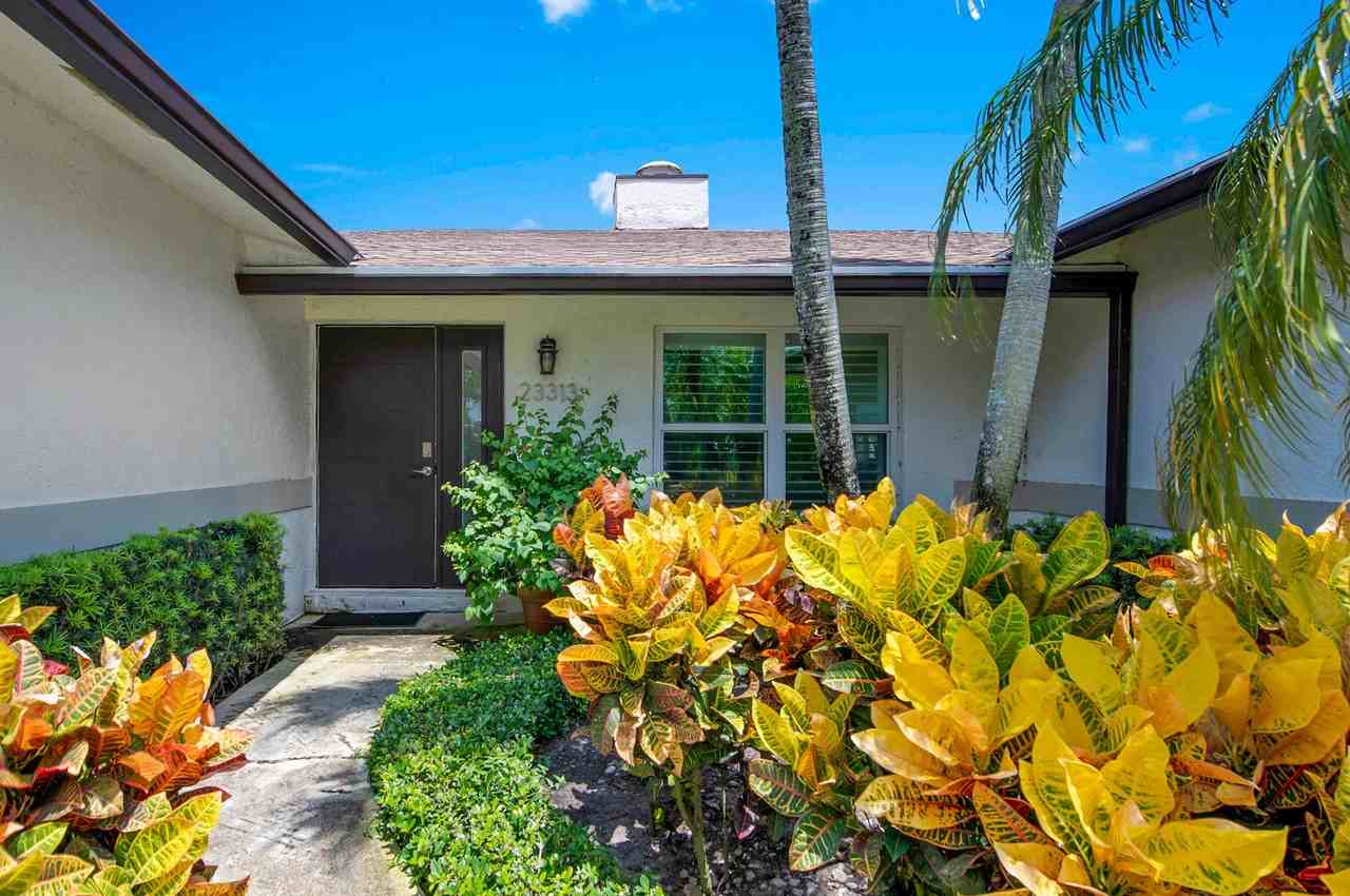 23313 Lago Mar Cir - Photo 2 of 50