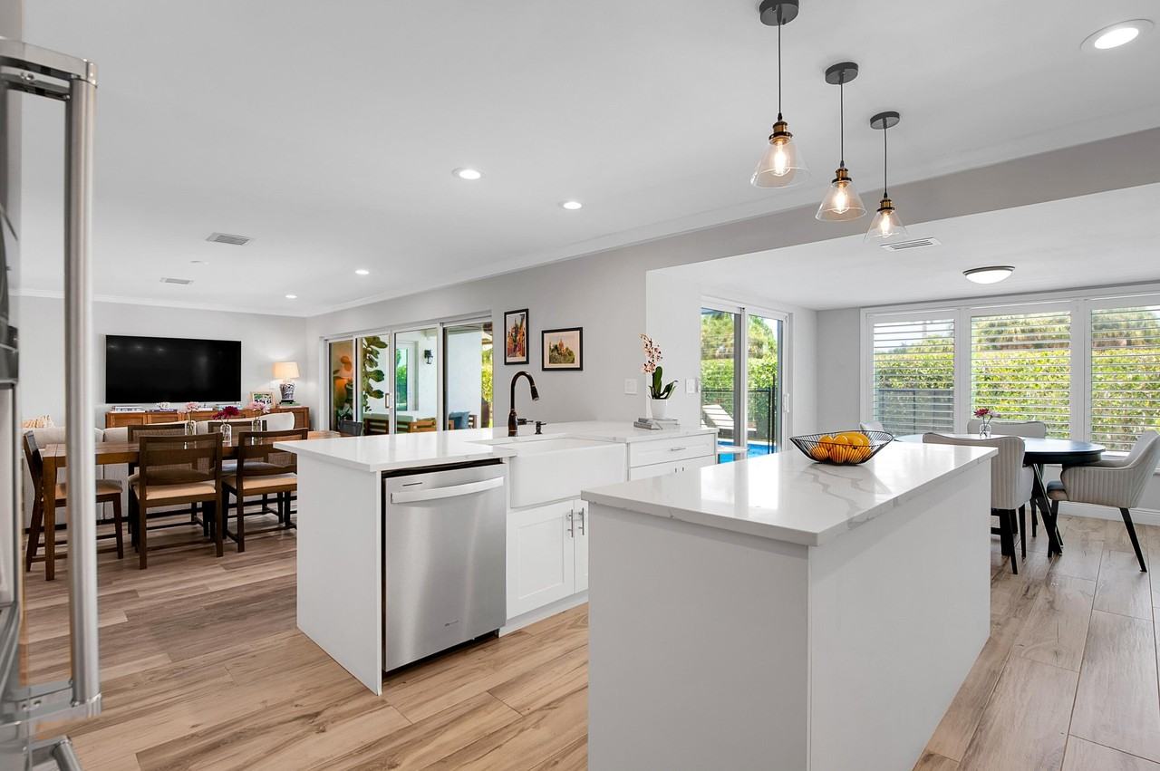 23313 Lago Mar Cir - Photo 5 of 50