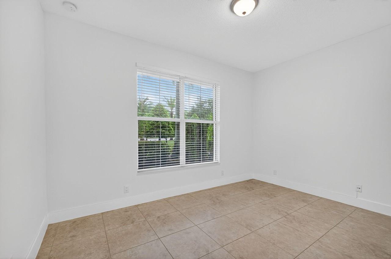 7089 Edison Pl - Photo 3 of 50