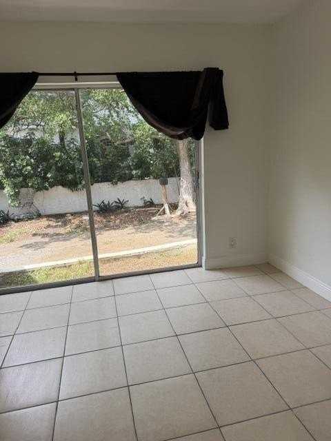 1750 Nw 15th Vis #3 - Photo 6 of 19