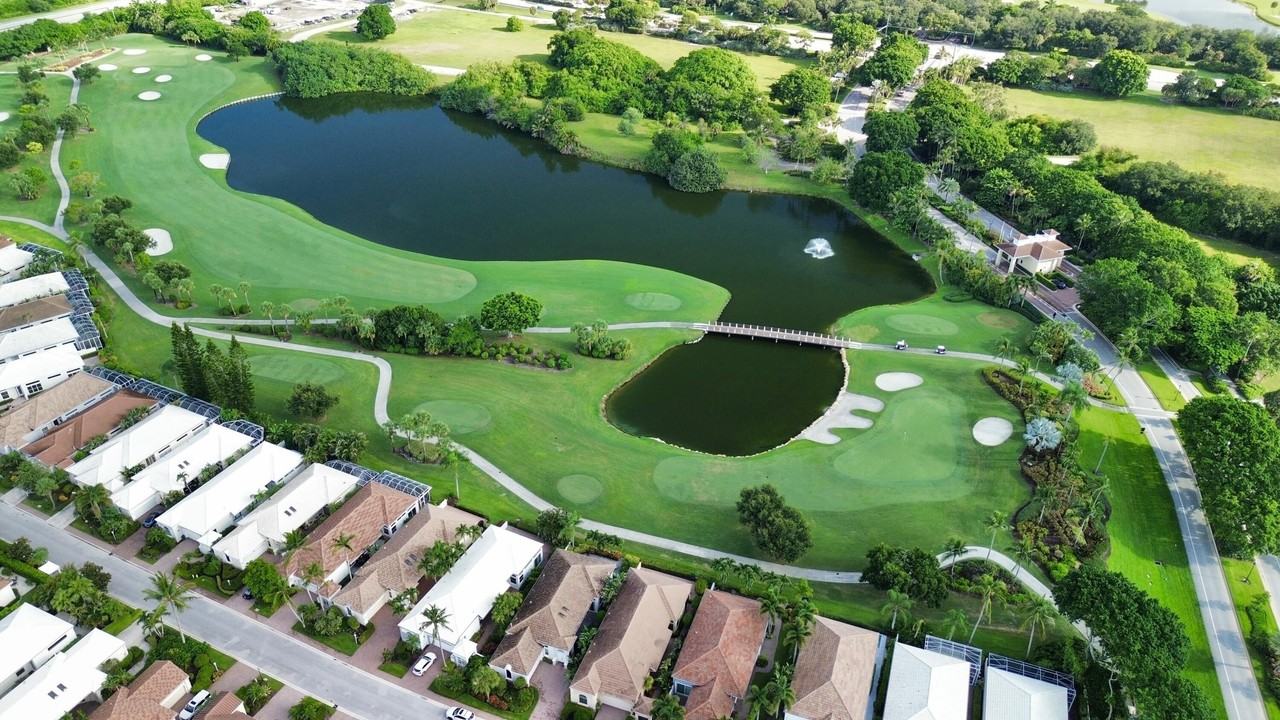210 Coral Cay Ter - Photo 4 of 48