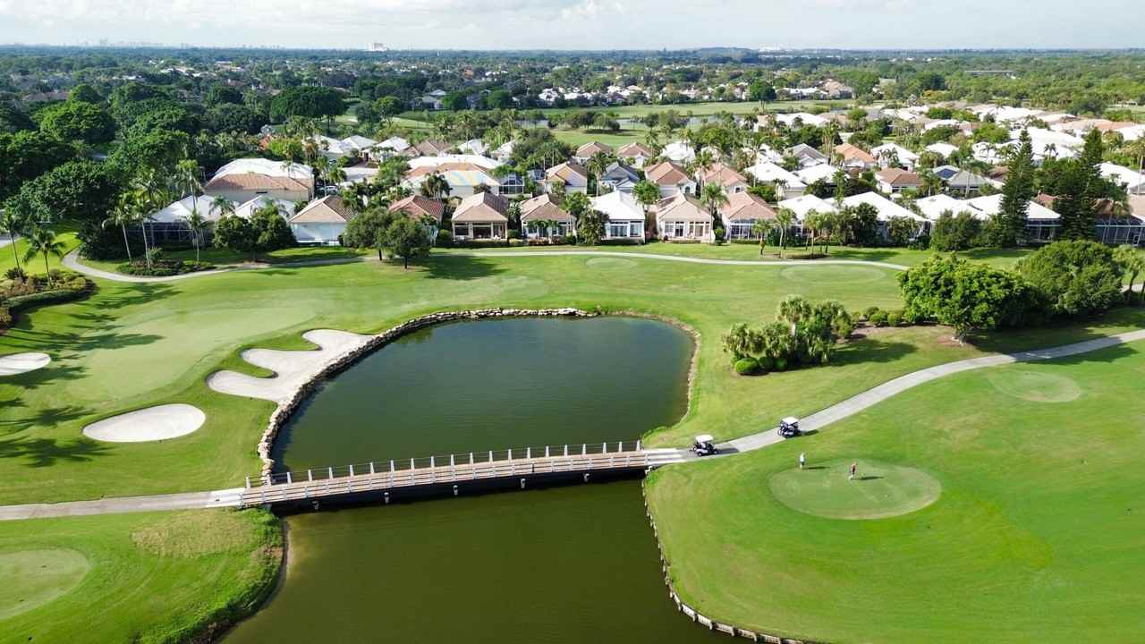 210 Coral Cay Ter - Photo 6 of 48