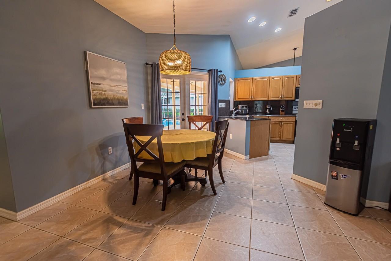 1193 Sw Live Oak Cv - Photo 6 of 26