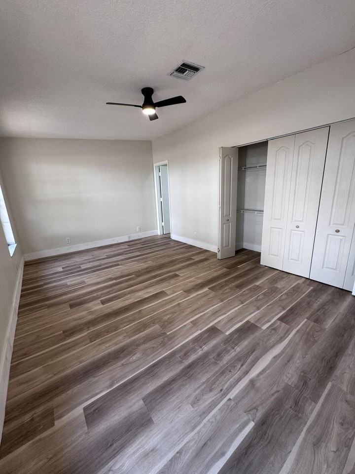 7914 Pembroke Rd #7914 - Photo 4 of 11