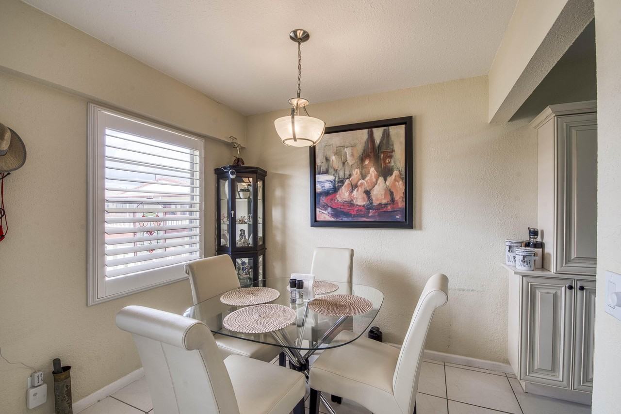 293 Brighton G - Photo 5 of 22