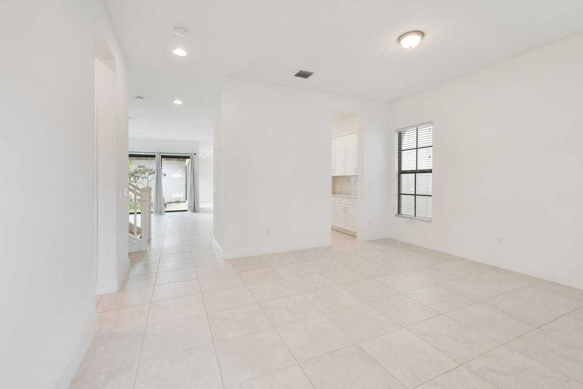 13351 Machiavelli Way - Photo 2 of 22
