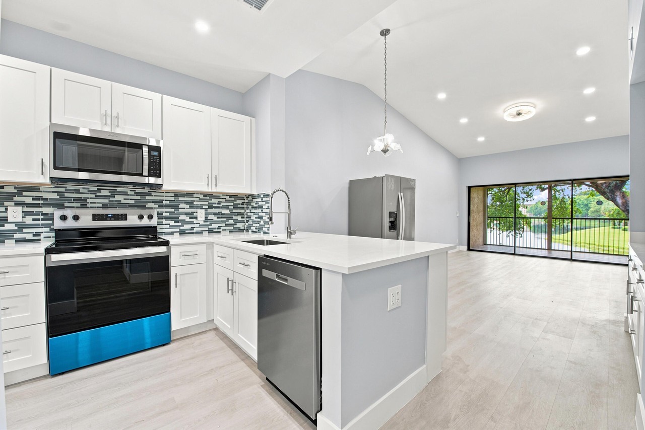 2249 Sw 15th St #188 - Photo 6 of 29
