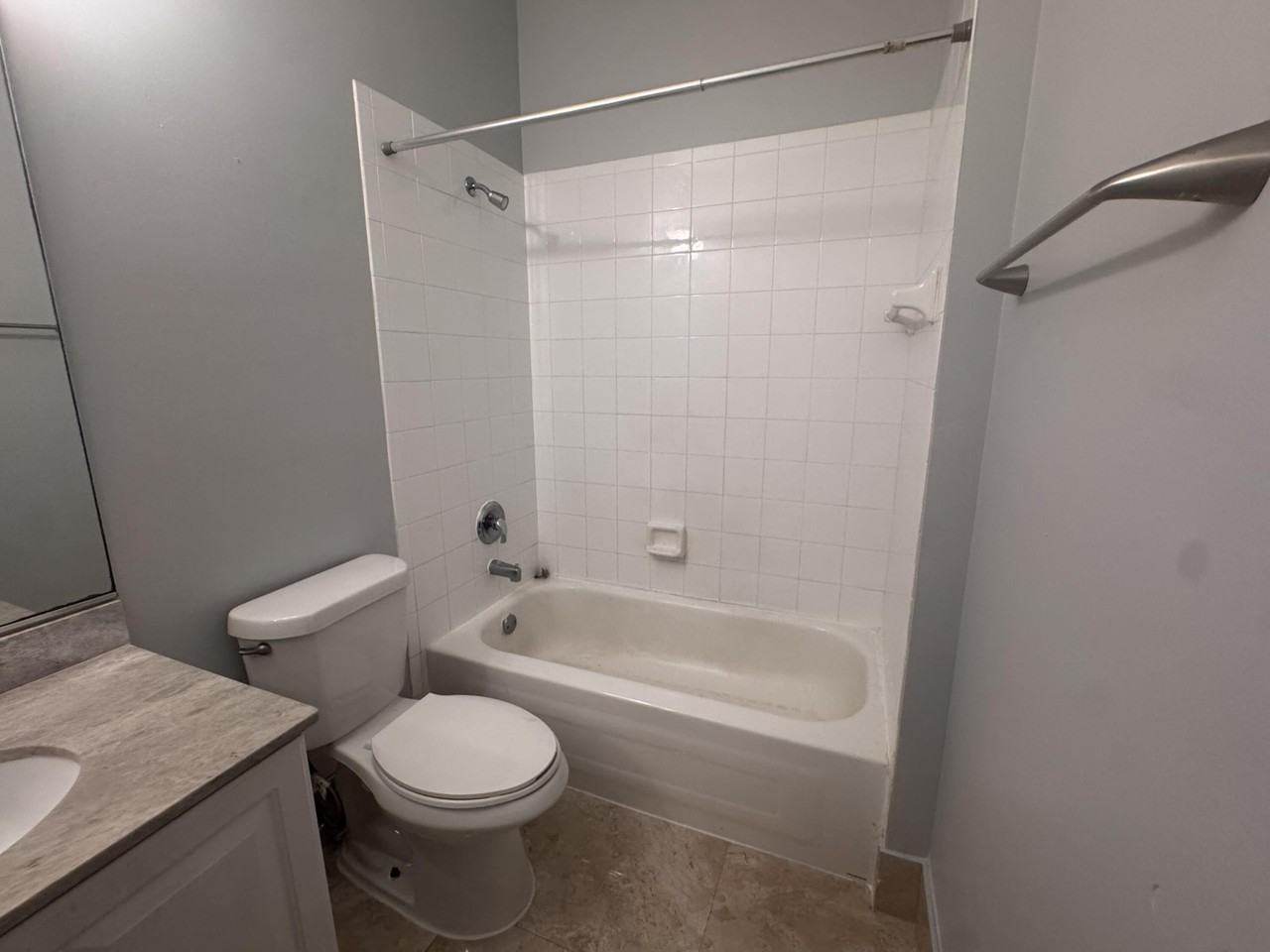 4044 Nw 62nd Ct - Photo 7 of 17