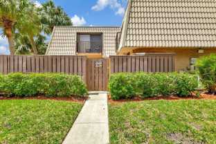 5907 59th Way - Photo 1 of 1