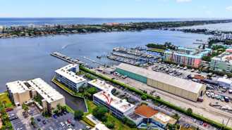 200 Waterway Dr S - Photo 1 of 1