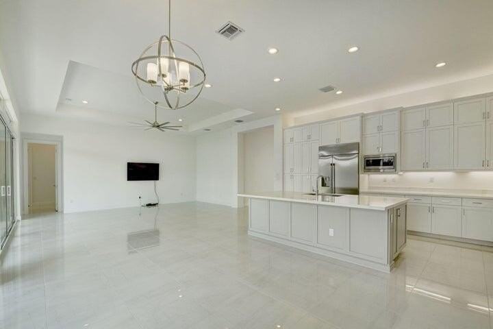 12832 Veneto Springs Dr - Photo 7 of 50