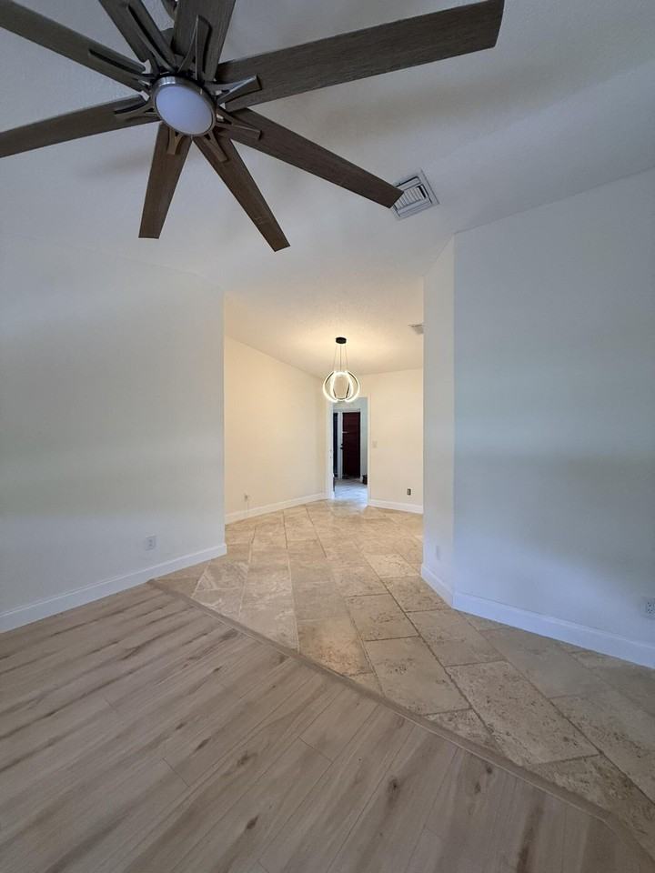 550 Sw Natura Ave - Photo 6 of 21